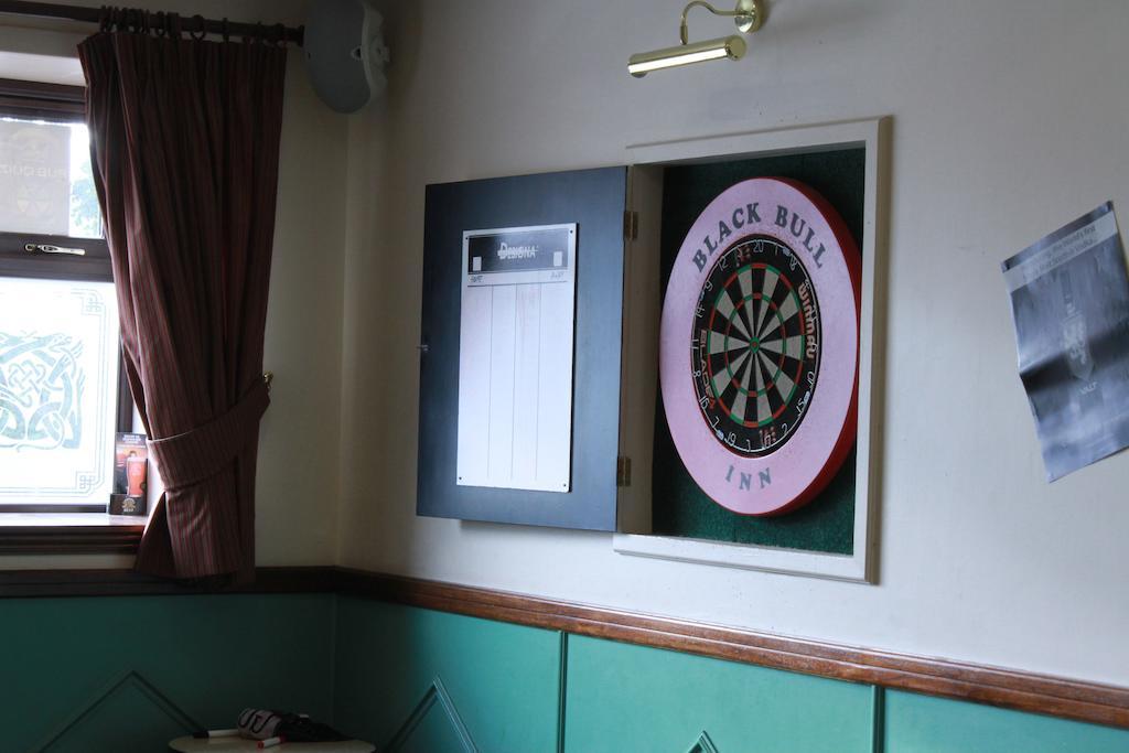 The Black Bull Inn Inverurie Bagian luar foto